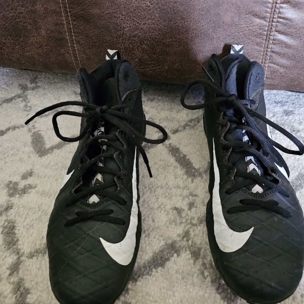 Mens Black and White High-Top Cleats